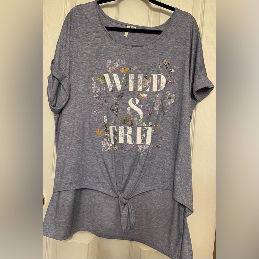 EST 1946 NWOT 26/18 t shirt